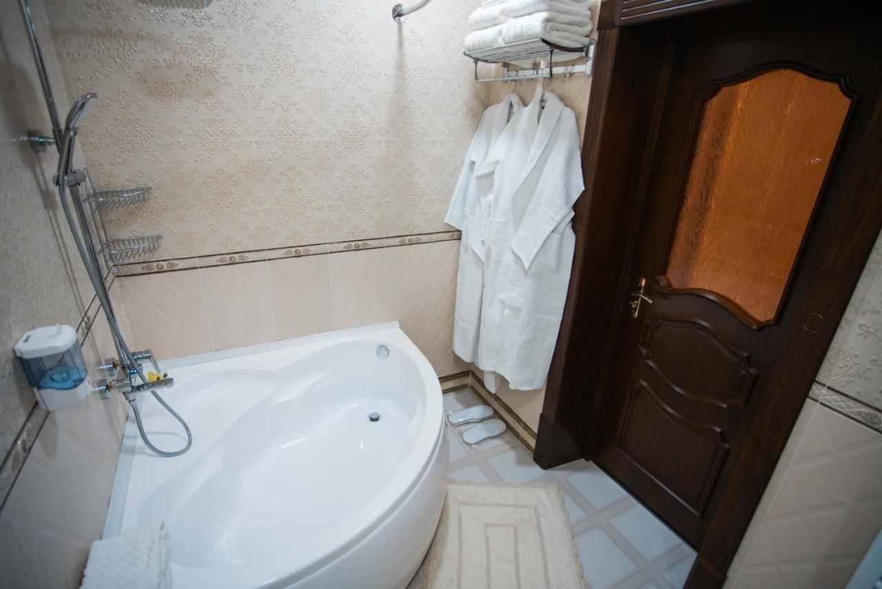 Caravan Castle Boutique Hotel بخارى المظهر الخارجي الصورة